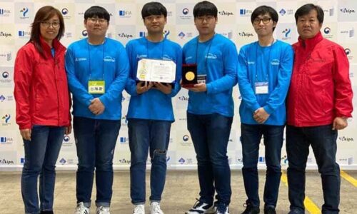 IFIA Best Invention Medal Is Awarded to BAE JEONG HWA, SHIN JAE HWAN, YUM SEUNG YONG, LIM DO YUN, LEE KYOUNG SOOON from Sum Moon University, Korea for the Invention " Development of Hydo Thrust Drone to Prevent Stall and Improve Overring Performance of Fixed Wing VTOL Drones"