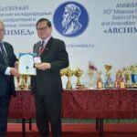 Inventors: James Ding-Ming Lee, Shuo-Ting Hung, Yi-Jung Chen, Chen-Hsiung Lin Title of Invention: Recycle to Recycle Technology coexit to the earth Nationality: Chinese