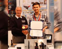 Inventor: Adrien Jathe Invention: The Flash Shade - Direction Dependent Blackout Technology for Vision Assistance Nationality: German Inventor: Adrien Jathe Invention: The Flash Shade - Direction Dependent Blackout Technology for Vision Assistance Nationality: German
