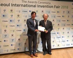 Inventor: Won In-ho Invention: Handicapped Staff Nationality: Korean Inventor: Won In-ho Invention: Handicapped Staff Nationality: Korean