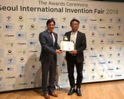 Inventor: Yih Kuang-Hway, Wang Hsiao-Fen Invention: Inhaling and anti-aging Nationality: Chinese Inventor: Yih Kuang-Hway, Wang Hsiao-Fen Invention: Inhaling and anti-aging Nationality: Chinese