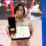 IFIA Medal Awarded to Mrs. Han Soonok from South Korea for the invention ”Multipurpose Funnel ” KIWIE 2022 - Goyang, South Korea