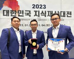 IFIA Best Invention Medal Awarded to Alfian Budiarmoko, Robbi Auzikni A, Apolonius Adhi H from PT PLN (Persero) - PUSLITBANG of Indonesia for the Outstanding Invention "Avator (Automatic Vibration Monitor Calibrator)"