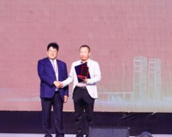 IFIA Medal Awarded to Huang Zhigang, Wang Weiquan, Wang Xiuju, Wang Li, Hao Jinxue from China for the invention of “Innovation and application of microfluidic gel method technology”